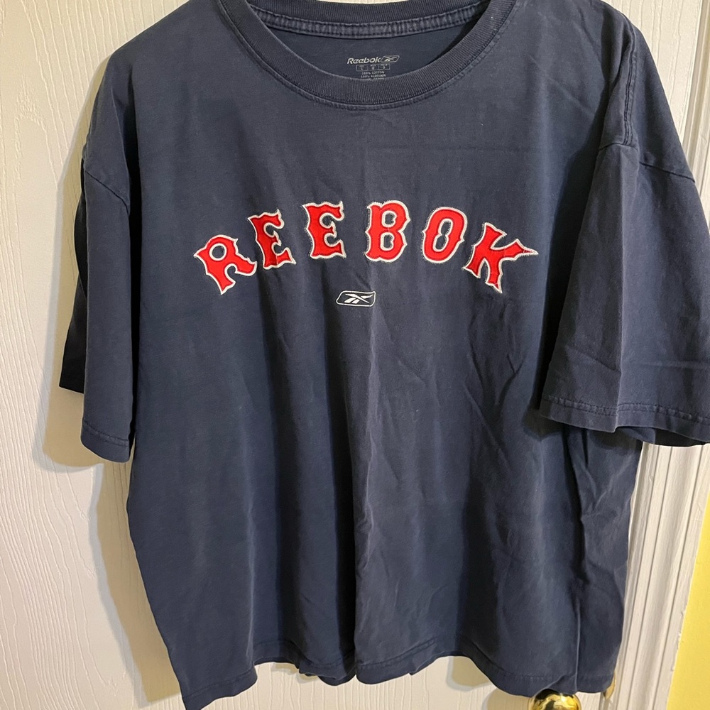 Reebok T shirt